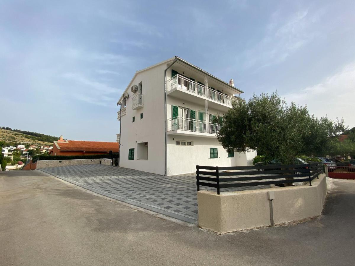 Apartments Pulic Zaboric Buitenkant foto